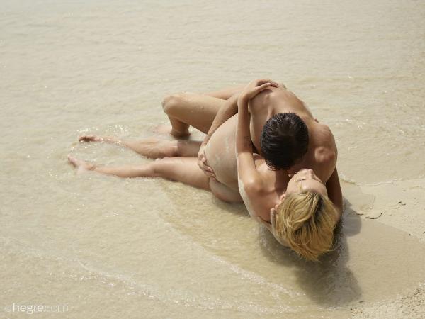 Ariel og Alex hotte par #13