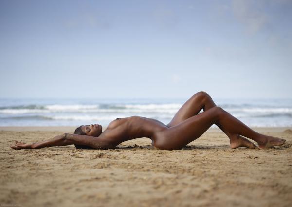 Simone paplūdimio menas #33